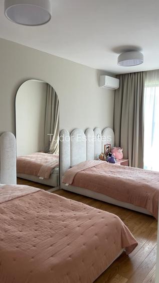 Refined Family Villa with High-End Finishes in a Private Gated Compound - 12