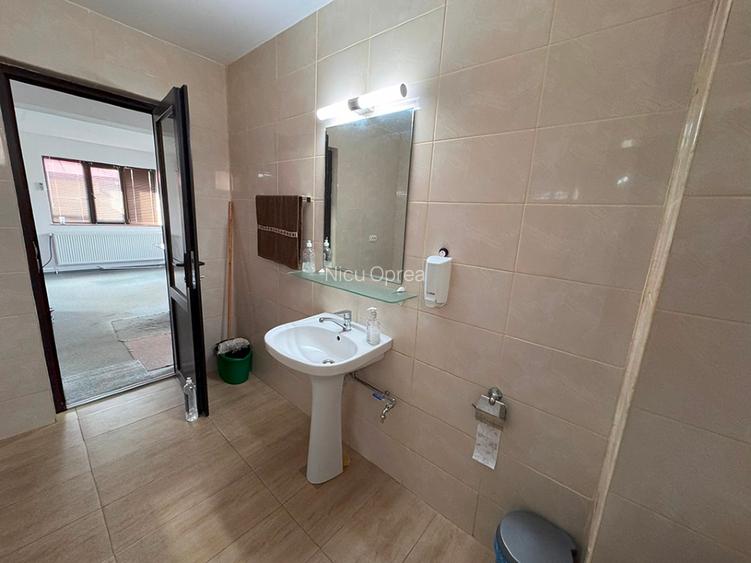 Cladire pretabila birouri, magazin online, sali de curs etc - 14