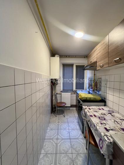 Apartament 2 camere, 40 mp utili, etaj 1 - Piata Doina - 7