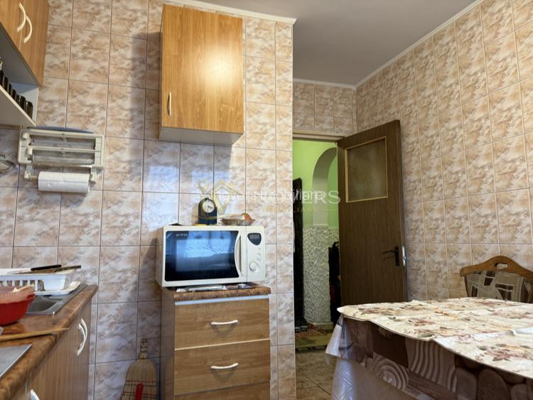 3 camere DECOMANDAT | 1981 | 7 min metrou | 74 mp |  DE RENOVAT - 5