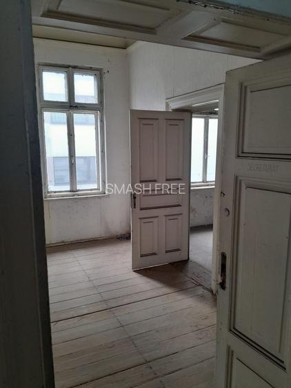 Casa 420,81 mp + teren 566 mp - Ultracentral - Unirii - 16