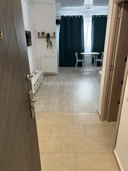 Garsoniera / semidecomandata / centrala proprie / AC / 34 mp / Tineretului 53 - 3