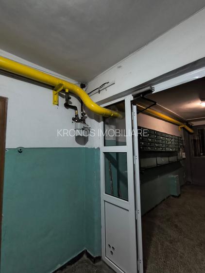 CIRESICA APARTAMENT CU 3 CAMERE DECOMANDAT, 68 MP PRET 115000 EURO - 14