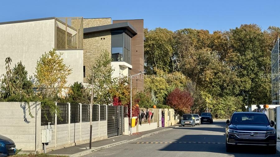 Teren Drumul Regimentului. Jandarmeriei - 2