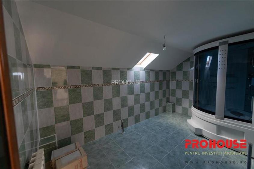 Vila de tip duplex - P+M - Margineni - 19