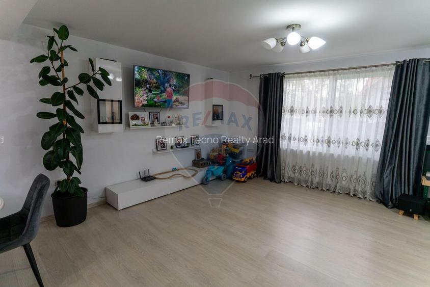 Casă / Vilă deosebita de vânzare, Hateg jud. Hunedoara - 4