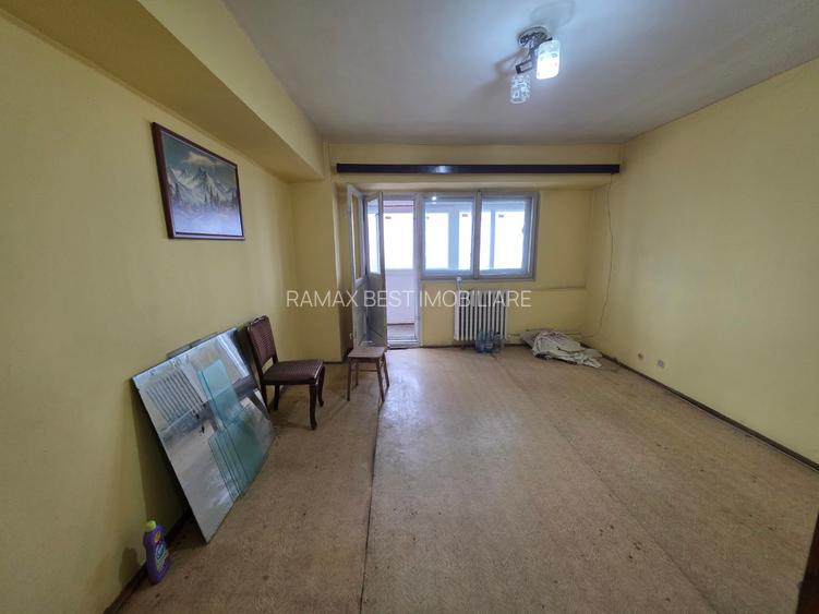 Berceni, pe B-ul Obregia, stradal, bloc reabilitat, pasajul Europa Unita - 4