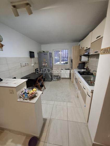 4 camere, P/8, 85mp, bloc 1980-Gorjului, Rasaritului - 9