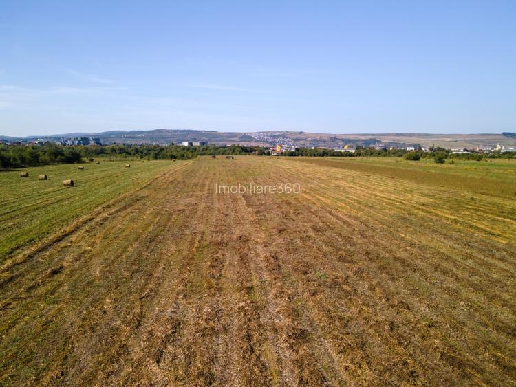 Teren intravilan, 2.800 m2, Cluj-Napoca Teren intravilan, 2.800 m2, Cluj-Napoca