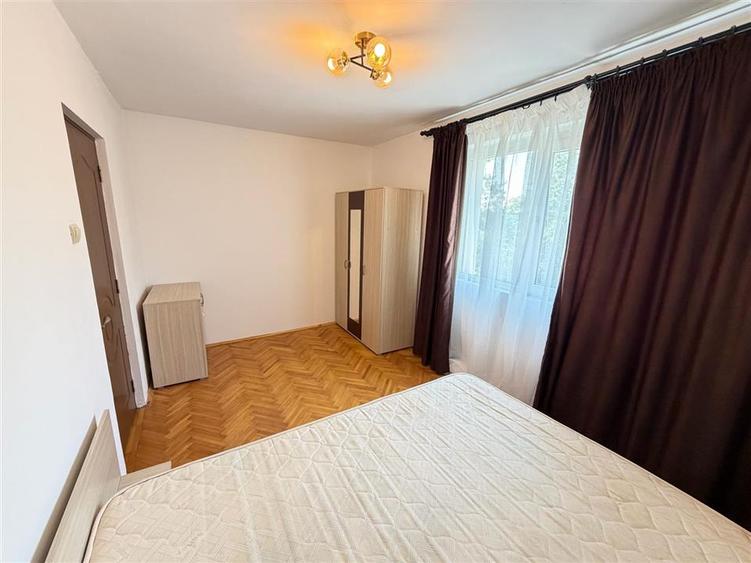 Apartament 3 camere Podu Ros Sediul PNL
