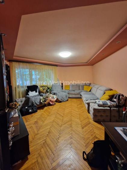 Soarelui | 3 Camere | Etaj 1 | Centrala proprie | Boxa - 5
