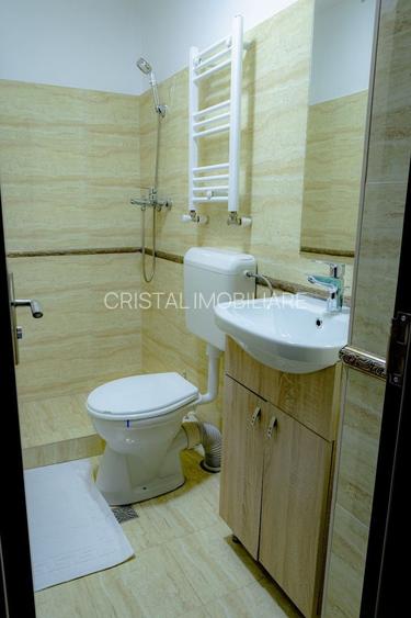 Garsoniera spatioasa, moderna, centrala proprie, bloc nou - 5