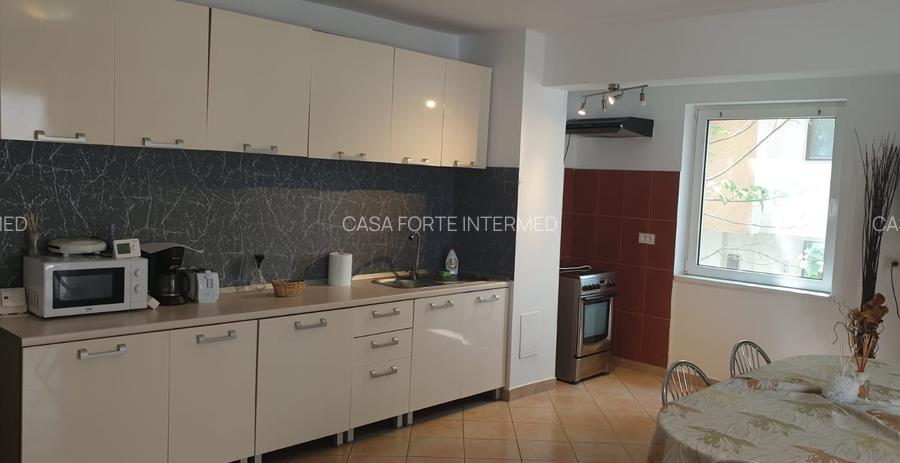 EXCLUSIVITATE - Apartament cu 3 camere în zona Vega Butoaie, cu vedere la lac - 4