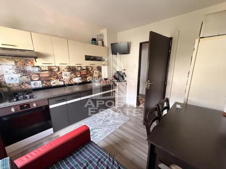 Apartament 2 camere, de vanzare, zona Soarelui, Timisoara - 3