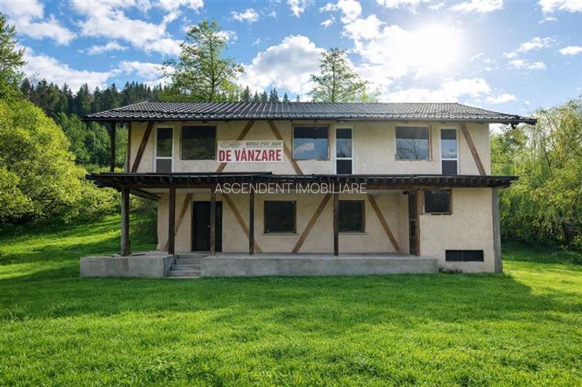 FILM! Constructie rustica tip Casa Verde, cu parau si panorama impresionanta, Mo - 8