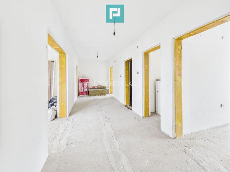 Vilă cu 8 camere în Săcălaz, zonă Centrală - 13