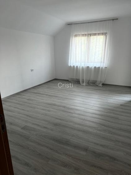 Casă de vânzare în Horia (Arad) – Spațioasă, liniștită  - 6