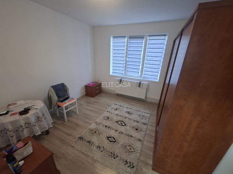 Apartament cu 3 camere decomandat, etaj 4/10, zona Alexandru cel Bun - 4
