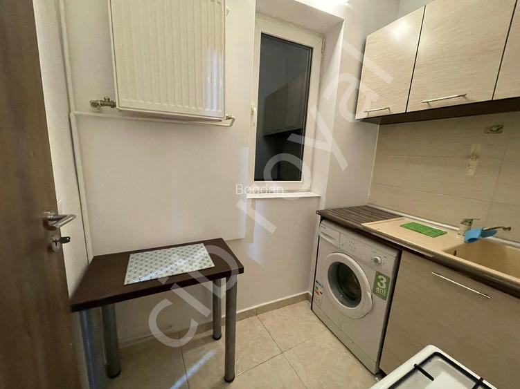 Garsoniera dubla,Universitate,langa metrou si Grand hotel,Bd. Nicolae Bălcescu - 13