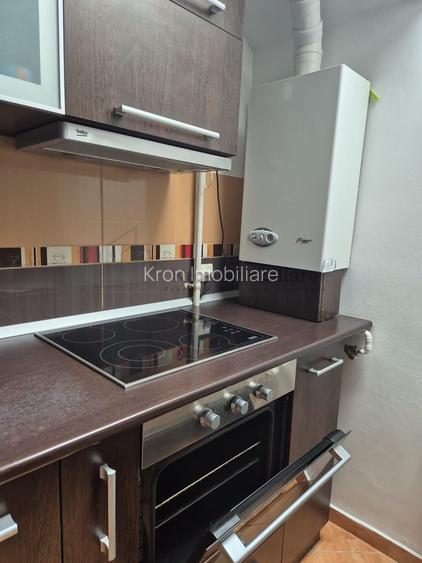 GARSONIERA SPATIOASA DE INCHIRIAT - STR. TARNAVEI - 8