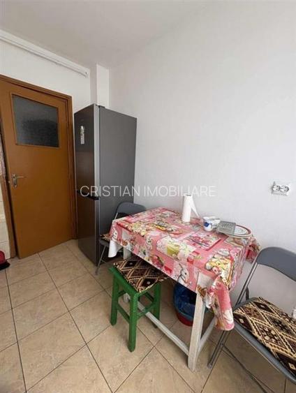 Inchiriere Ap 3 cam conf 1 Calea Galati, mobilat si utilat, etaj 2 - 8