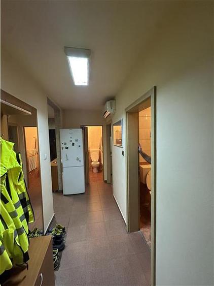 3 camere decomandat cu centrala