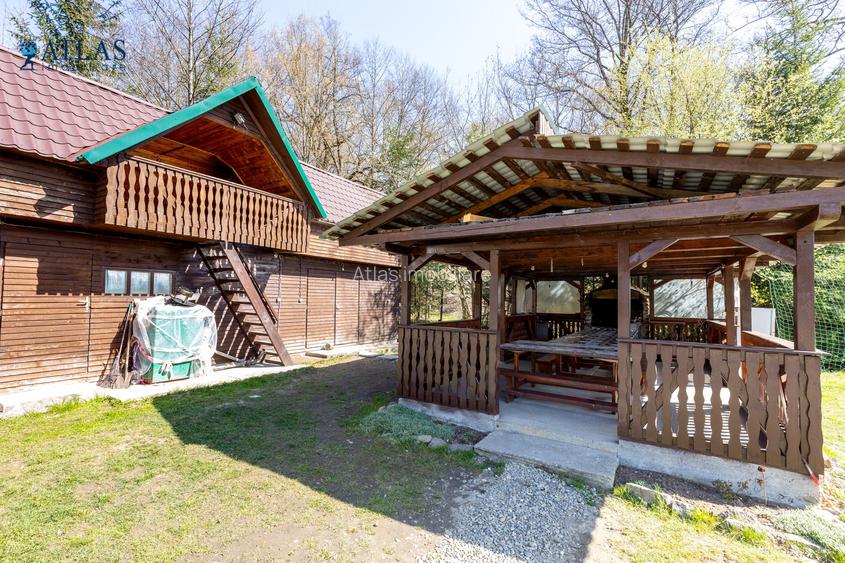 Vile turistice, locație montană superbă, la marginea pârâului,  2600 mp teren - 17