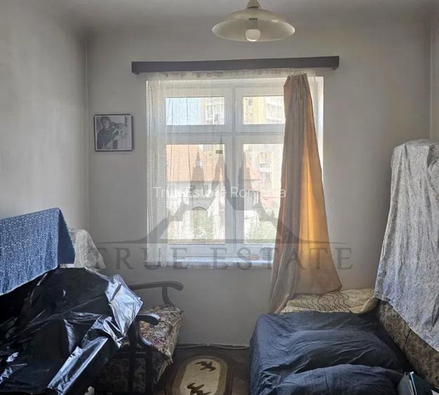 Apartament 5 camere, Piața Constituției - 5