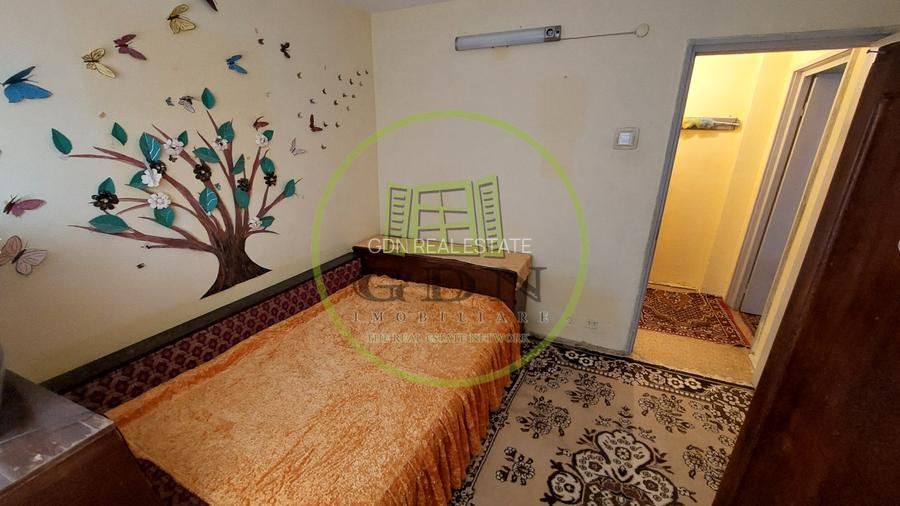 Apartament 2 camere, semidecomandat, 42mp, Craiovita, zona Scoala Elena Farago - 2