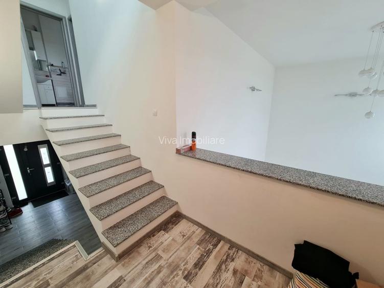 Manta Roșie, casă nouă în stil cubic,  priveliște deosebită spre oraș - 12