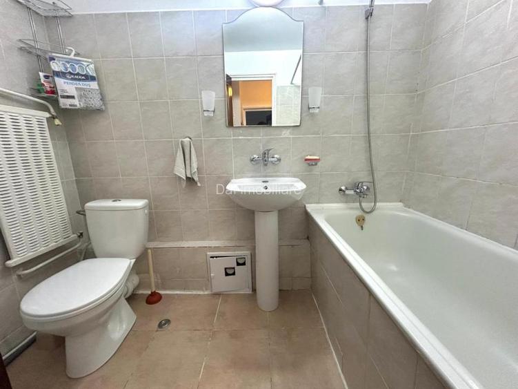390euro-Studio 42mp -Unirii-OctavianGoga - 15