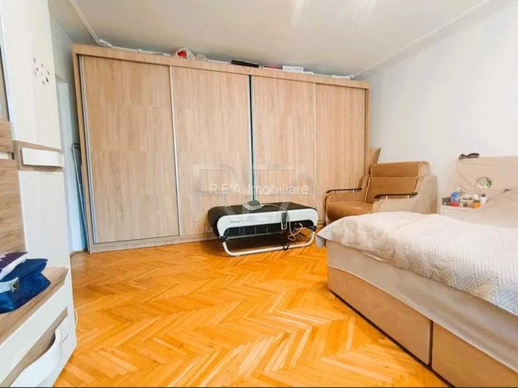 2 camere Unirii decomandat, et. 1, an 1993, 62 mp, renovat - 4