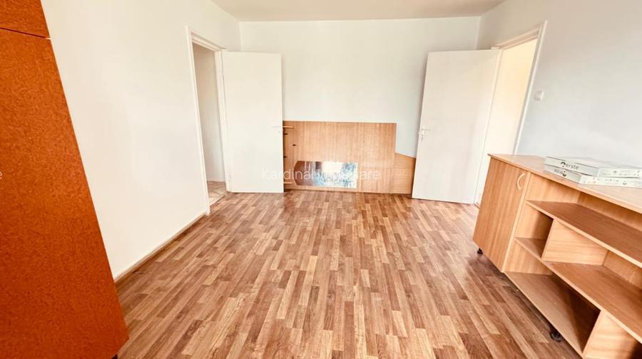 Apartament 2 camere  Centrul Civic, zona Harmanului, etaj 1 - 3