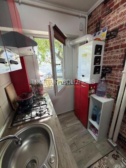 Apartament 2 camere renovat si mobilat Salaj Aleea Bacau - 9