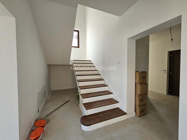 Case individuale noi, P+E, în Moșnița Nouă, locații excelente, comision 0% - 4