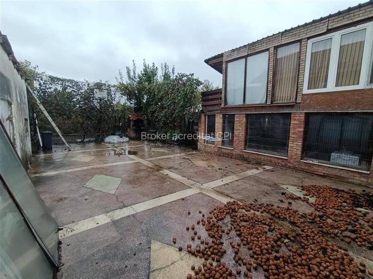 Spatiu comercial, Str. Republicii Bacau - 19
