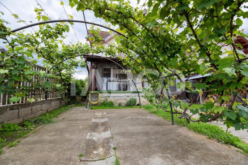 Casa de vanzare cu 4 dormitoare 2 bai si pivinita in Selimbar - 18