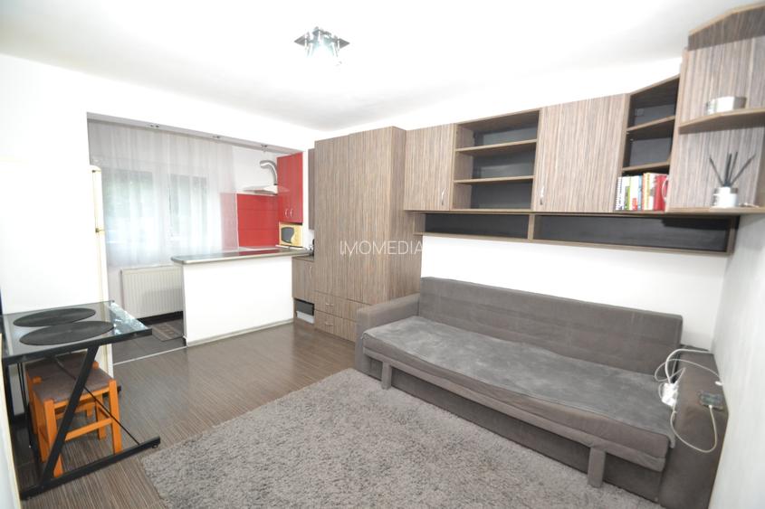 garsoniera, zona Lipovei, cu centrala, la parter - 2