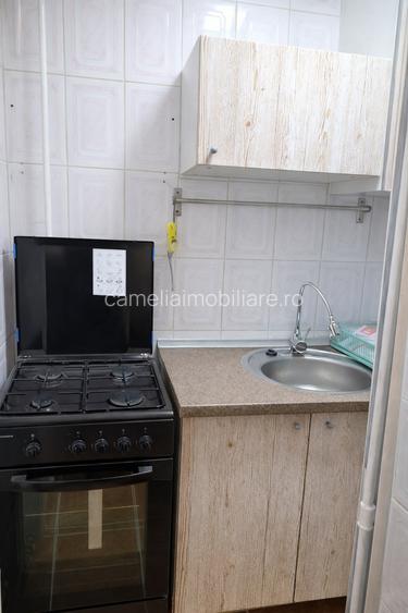 Garsoniera, renovata, confort 1, Virtutii, metrou Lujerului, tramvai 41 Orsova - 9