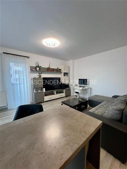 Apartament decomandat, zona Coresi, Tractorul, 2 locuri parcare, Brasov - 12