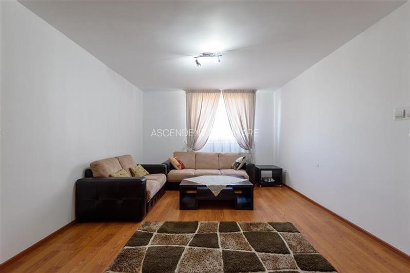 Vila impozanta,pretabila si pe segmentul comercial/ servicii,Tractorul,Brasov: F - 50