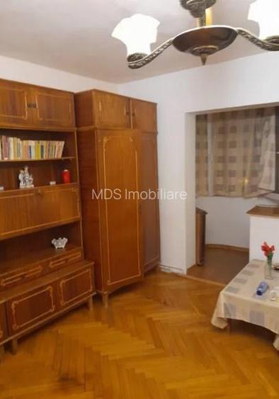 Decomandat 40 mp cu centrala termica propie - 4