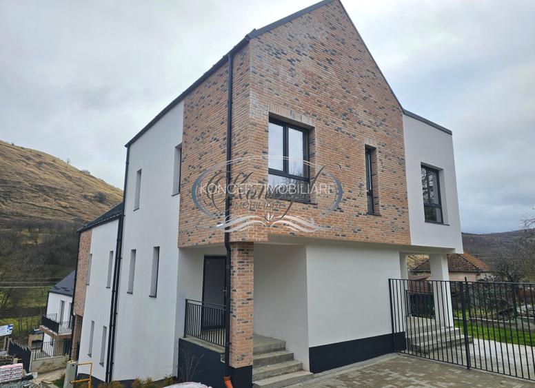 Locuinta spatioasa in ansamblu restrans din Tauti - 2