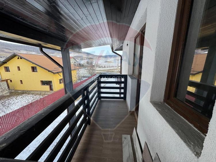 Casa  si  teren zona Balaurul - 45