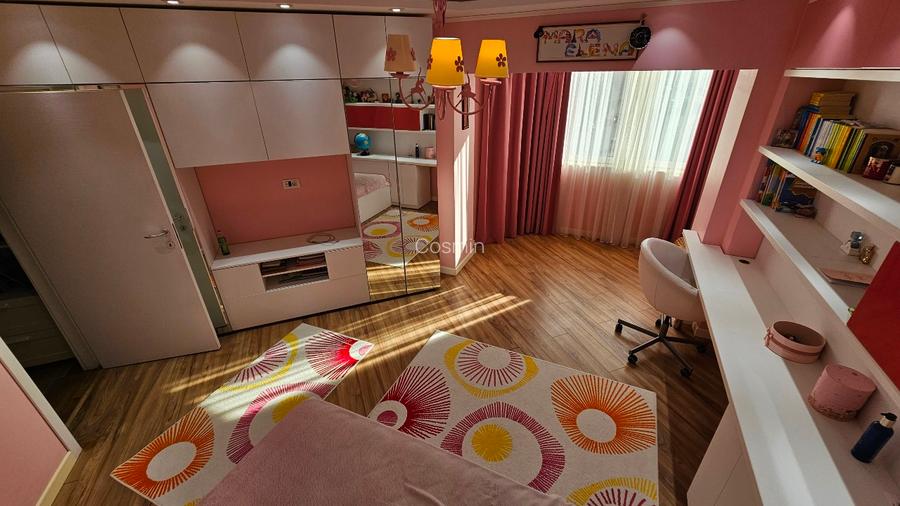 De vanzare apartament 4 camere, Inel 2 - 10