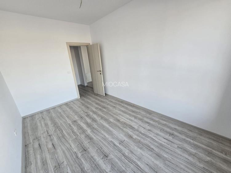 Suprafata generoasa. Aproape de Profi. Etaj intermediar. 2 Locuri de Parcare. - 11