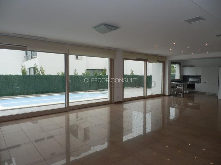 Vila de Lux in apropiere de British School - 2