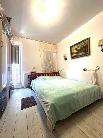Apartament 2 camere balcon si curte imprejmuita ... in vatra satului 86500 euro