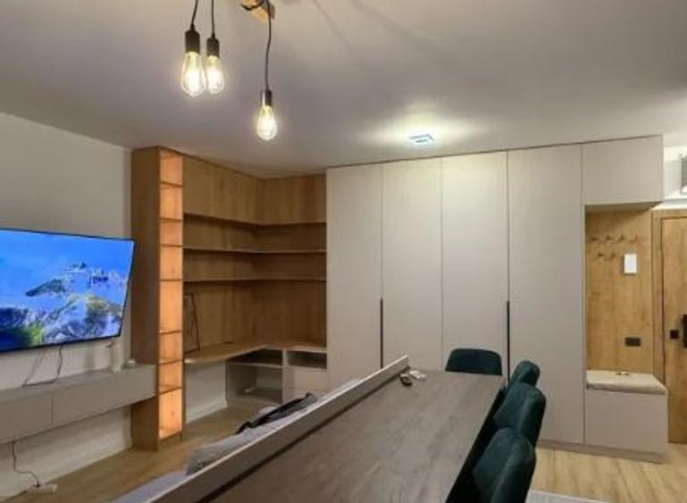 Apartament 2 Camere,Doamna Ghica,bl.2024,et.3/5,Amenajat,centrala,parcare