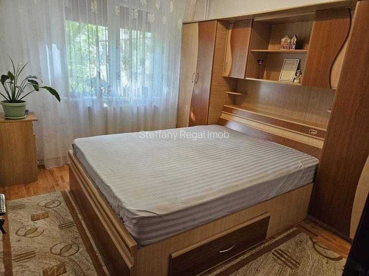 Apartament cu 3 camere de vanzare Gorjului - 2